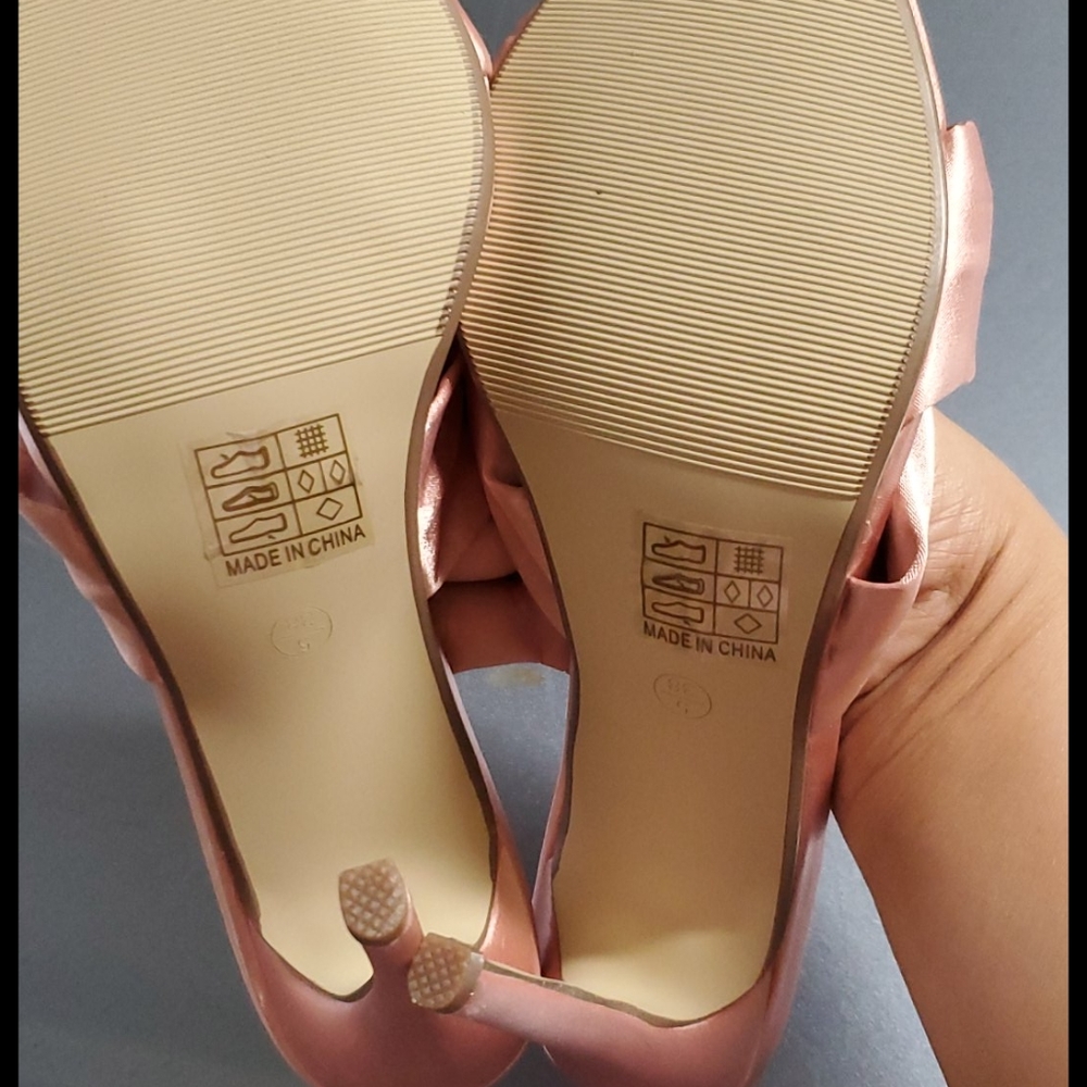 Pointed toe satin bow mule - Picture 2 of 5